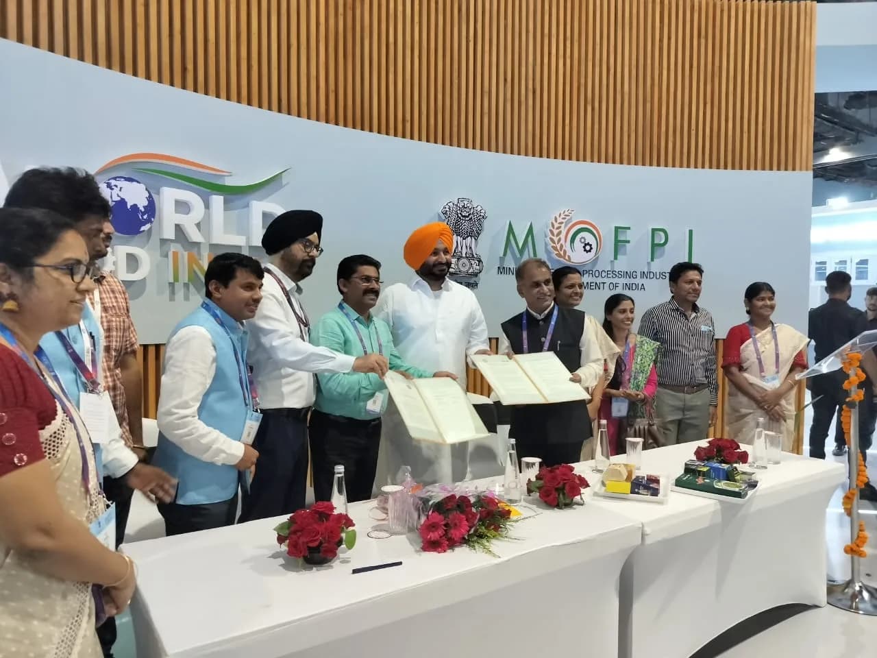 An award presentation at an industry event